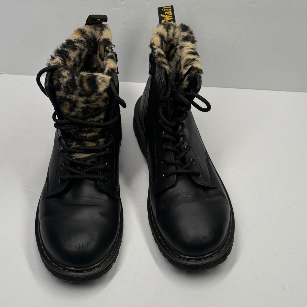 Dr. Martens 1460 Serena Leo Leopard Faux Fur Lined‎ Black Leather Boots 6M - Picture 5 of 10